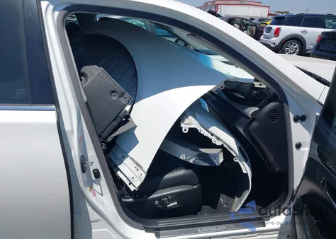 2015 Lexus Ls 460 from USA, damaged, VIN JTHBL5EF4F5136698